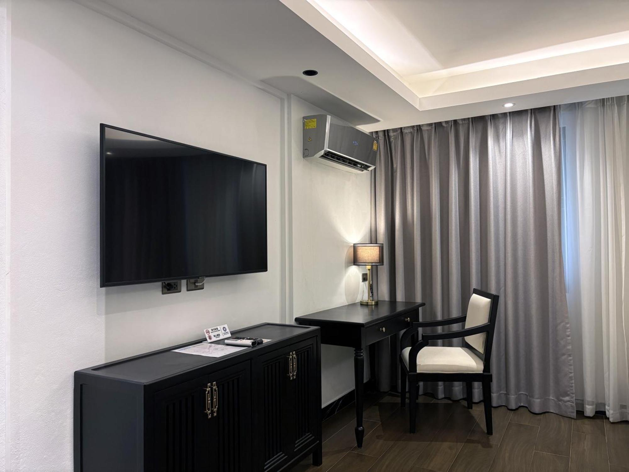 Glory Boutique Suites 清迈古城荣耀精品酒店 Csiangmaj Kültér fotó